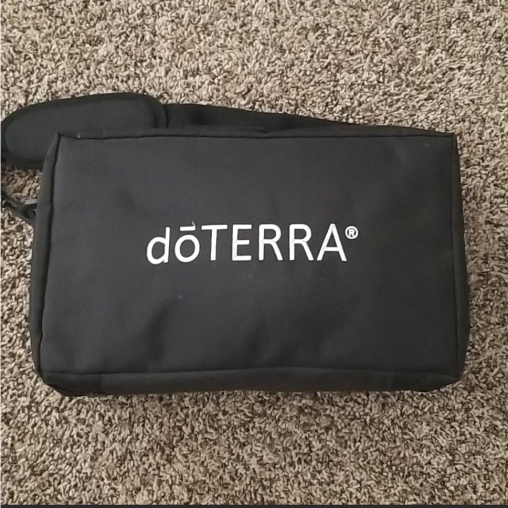 DoTERRA Essential Oil Storage Travel Bag Tote with Strap
